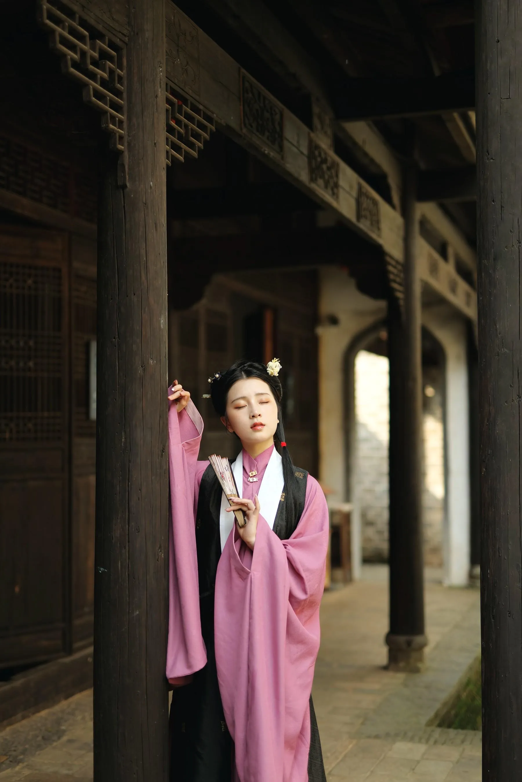 [YITUYU艺图语]2021.08.04 青苔院 南风天 [31P]插图1